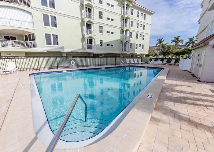 Spacious Beachfront With Stunning Gulf Views * Clearwater Beach
