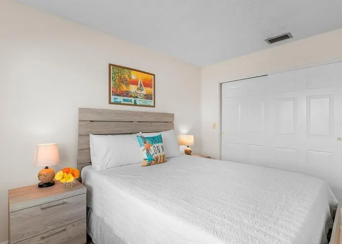 Apartment Spacious Beachfront With Stunning Gulf Views *