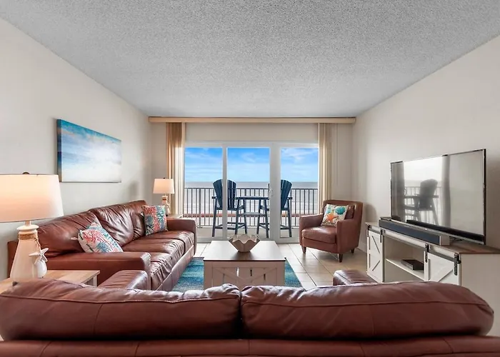 Gulf-front 3br With Huge Balcony, Pool And Private Garage Apartment *