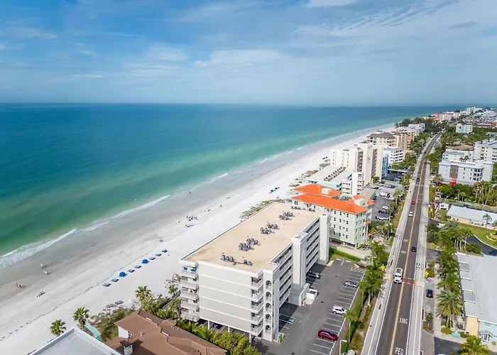 Gulf-Front 3Br With Huge Balcony, Pool And Private Garage Clearwater Beach